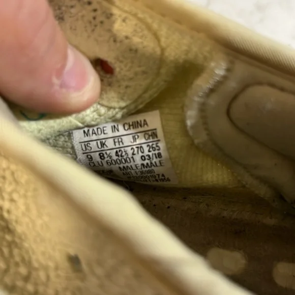 Used Yeezy 350 V2 Butters - Picture 7 of 7